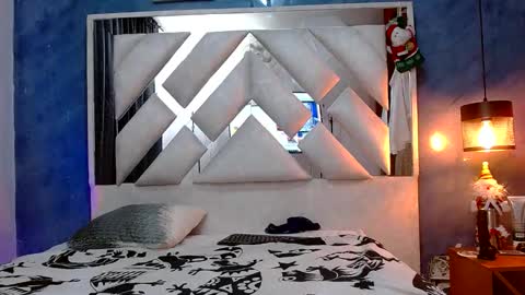 bella_volup online show from December 18, 9:21 pm