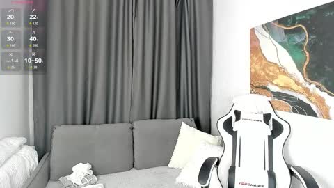 bella_xx_ online show from October 17, 3:10 am