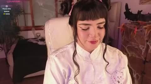 Bella  online show from October 16, 8:07 pm