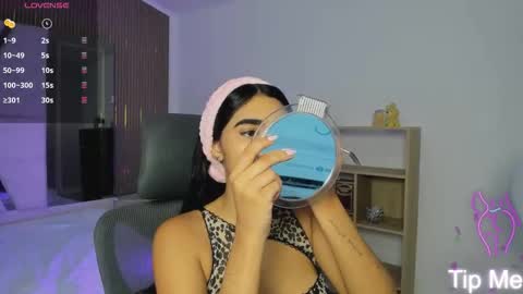 bellaastorm online show from September 28, 12:47 pm