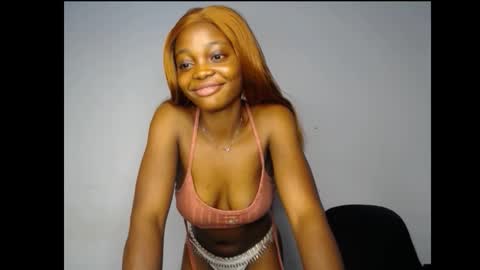 bella online show from November 29, 1:35 am