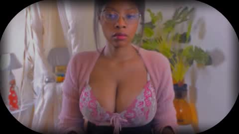 Bellah Blakes-Sarah Scrumptious Lee online show from September 27, 9:23 pm