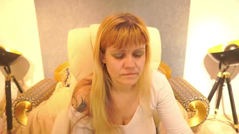 Bella online show from May 18, 4:07 am