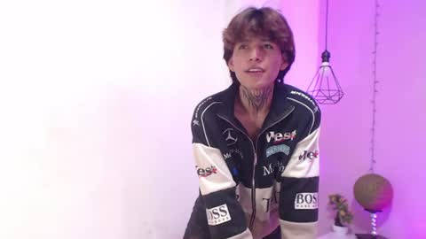 bellamy_094 online show from June 13, 2:27 pm