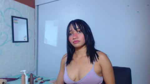 Snapshot of bellamy_sweet chatting on February 2, 8:34 am bellamy online show from February 2, 8:34 am