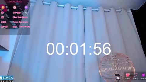 Snapshot of bellaodisea chatting on March 4, 1:23 am online show from March 4, 1:23 am