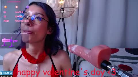 Snapshot of bellaodisea chatting on February 14, 9:53 pm online show from February 14, 9:53 pm