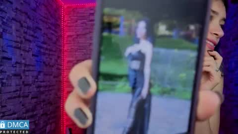   online show from September 22, 8:13 pm