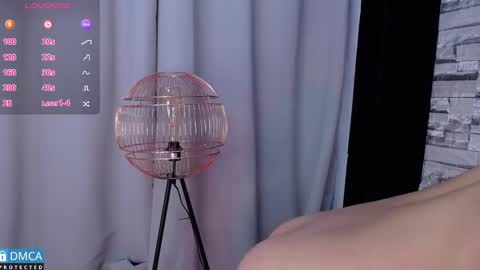 Snapshot of bellaodisea chatting on March 5, 1:21 am online show from March 5, 1:21 am