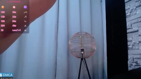 Snapshot of bellaodisea chatting on March 12, 11:01 pm online show from March 12, 11:01 pm