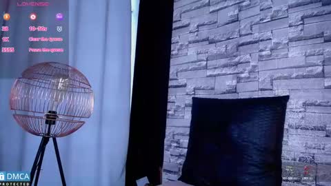 Snapshot of bellaodisea chatting on February 21, 5:53 pm online show from February 21, 5:53 pm