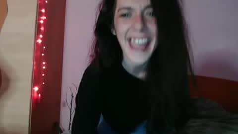 bellaqueen0701 online show from February 19, 1:40 am