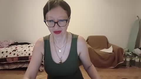 Emma online show from June 14, 7:16 pm