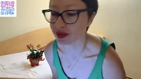 Emma online show from July 7, 7:29 pm
