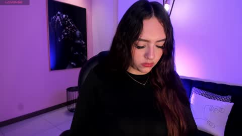 Snapshot of bellarosex1 chatting on January 23, 3:16 am Bella Rose online show from January 23, 3:16 am