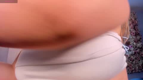  Bella Rose  online show from October 18, 4:38 am