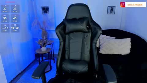 CALL ME BELLA online show from October 16, 1:49 am