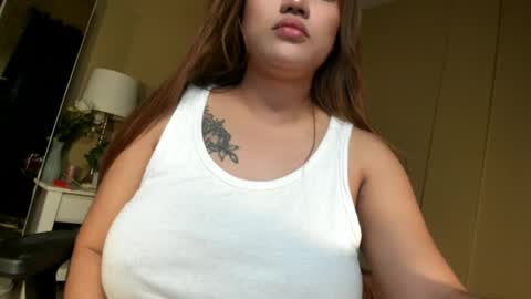 BELLA JONES online show from March 29, 10:55 pm