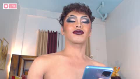 Snapshot of bellatrixxhuckerts chatting on February 27, 7:41 am B E L L A T R I X online show from February 27, 7:41 am