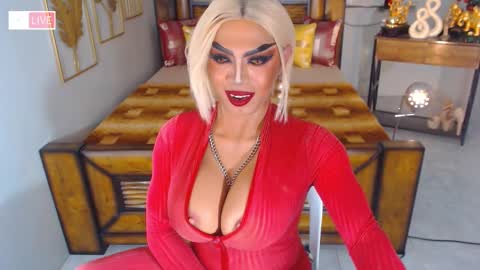 Snapshot of bellatrixxhuckerts chatting on January 22, 10:15 pm B E L L A T R I X online show from January 22, 10:15 pm