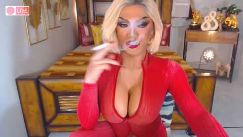 Snapshot of bellatrixxhuckerts chatting on February 14, 2:50 am B E L L A T R I X online show from February 14, 2:50 am