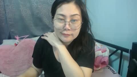 Bella online show from November 2, 3:45 pm