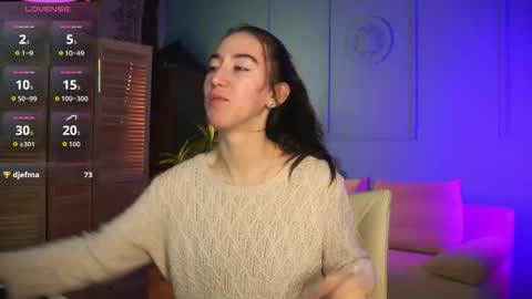 Bella online show from October 3, 4:37 pm