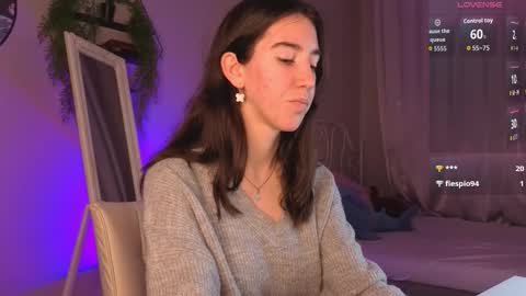 Bella online show from September 20, 4:32 pm