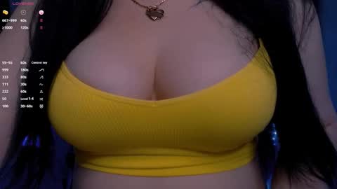 Snapshot of bellelovexx chatting on September 12, 11:29 pm Hello I am kind friendly and cute girl online show from September 12, 11:29 pm