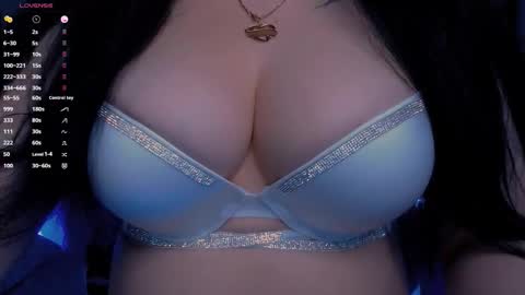 Snapshot of bellelovexx chatting on September 17, 10:24 pm Hello I am kind friendly and cute girl online show from September 17, 10:24 pm