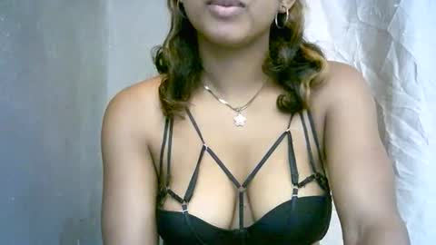 BelliBellahX online show from March 9, 7:35 am