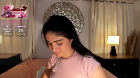 Snapshot of bellinda_21 chatting on February 10, 12:52 am Belinda online show from February 10, 12:52 am