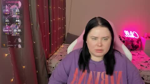 LinaBoo online show from February 2, 6:10 am