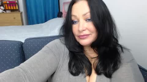 Snapshot of beluckynow chatting on January 4, 10:55 pm beluckynow online show from January 4, 10:55 pm