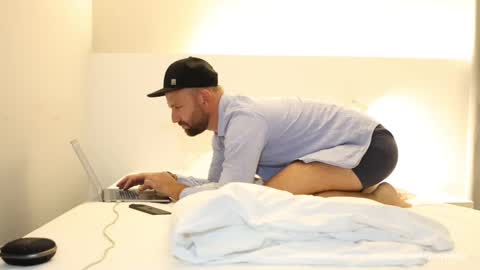 Ben N. online show from October 8, 11:21 pm