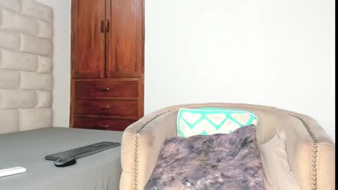    online show from October 29, 10:21 pm