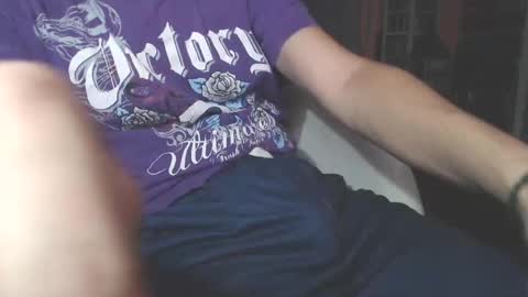 Snapshot of benijamin chatting on January 27, 11:43 pm benijamin online show from January 27, 11:43 pm