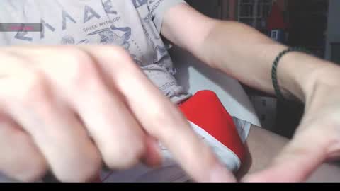 benijamin online show from December 15, 11:45 pm