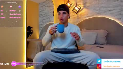 BENJAMIN online show from September 24, 11:50 am