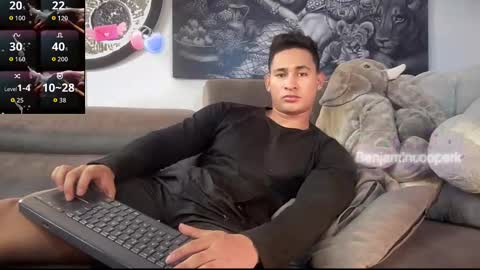 benjamincooperk online show from November 26, 6:48 pm