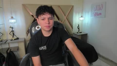 BENJAMIN online show from October 11, 8:01 pm