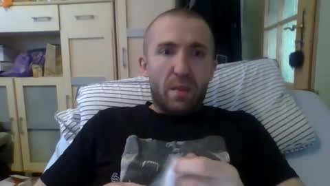 Snapshot of benko800 chatting on October 20, 9:47 am PM4PASSWORD online show from October 20, 9:47 am