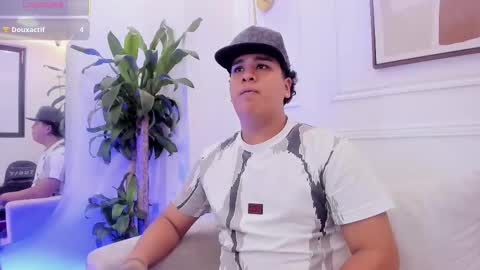 bennett_alejoo online show from September 23, 10:16 pm