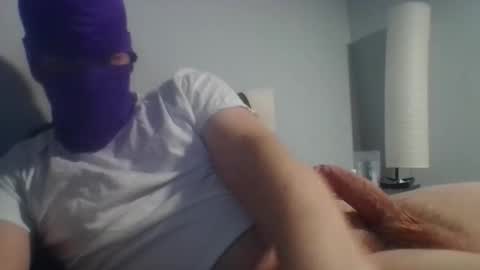 bennybueno online show from March 7, 12:21 am