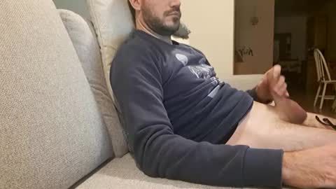 Snapshot of benoitgmx12 chatting on December 13, 6:59 pm benoitgmx12 online show from December 13, 6:59 pm