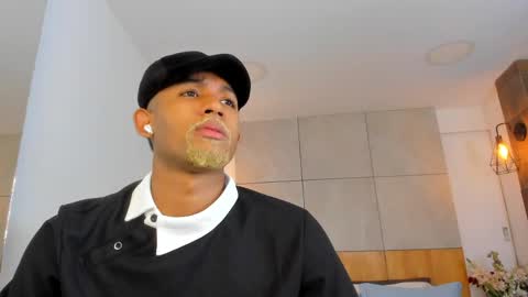 bento_fox online show from April 9, 6:30 am