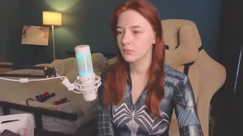 Alice online show from October 31, 10:15 am