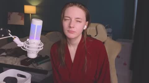 Alice online show from September 27, 10:24 am