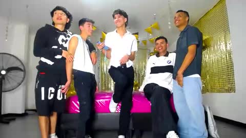 benz boys online show from February 11, 12:15 pm