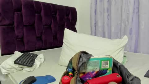 beren online show from October 4, 4:32 am